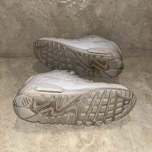 Nike Air Max 90 LTR GS Triple White Lace Up Casual Sneakers Youth Size 6 - Picture 10 of 11